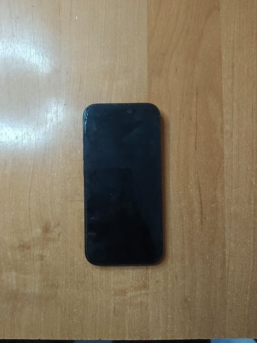 Iphone 15 в отличном состояний