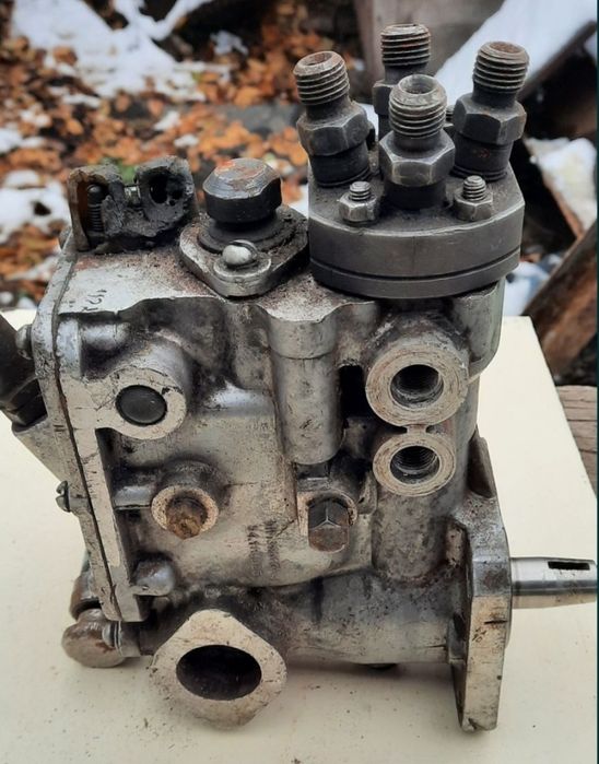 Топливный насос Д 243