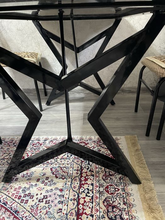 Стол кухонный прямоугольный