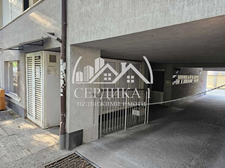 Дава се под наем Офис в София, Банишора - 20 кв.м за 306 € - Снимка #4