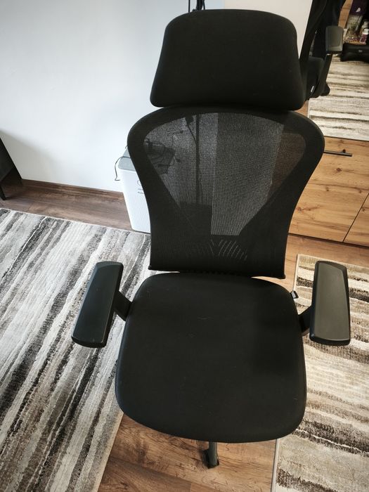 Офис стол за бюро