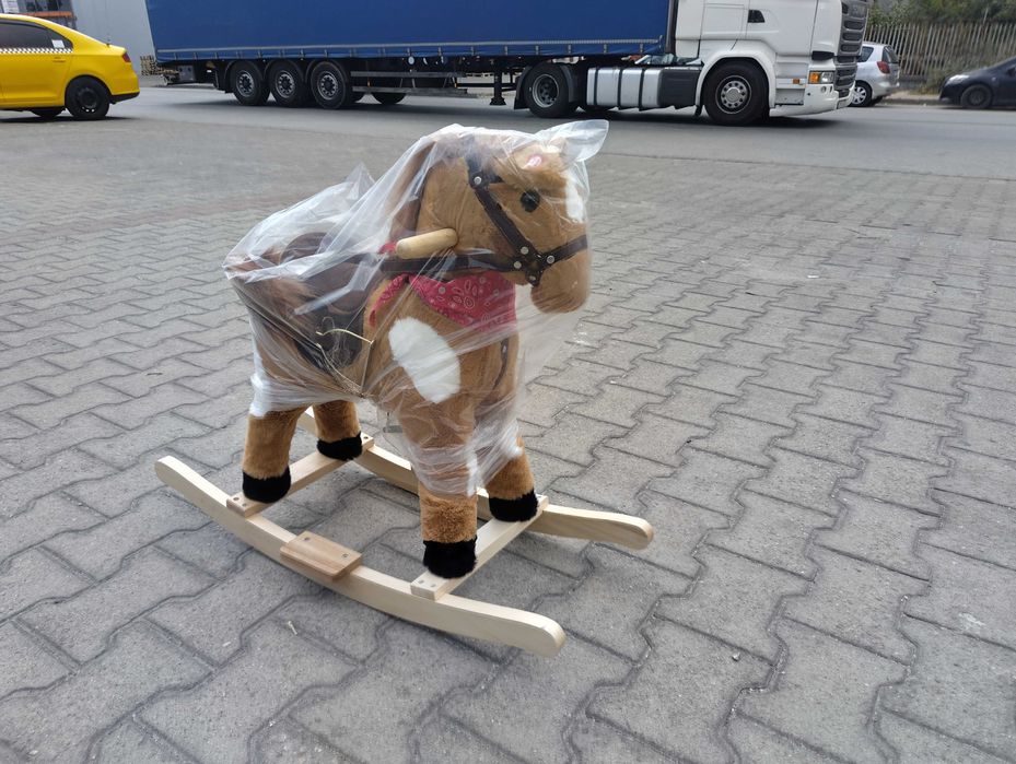 MONI Детска люлка кон със звук Thunder