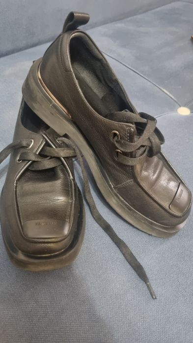 Продам обувь, платье, юбку.