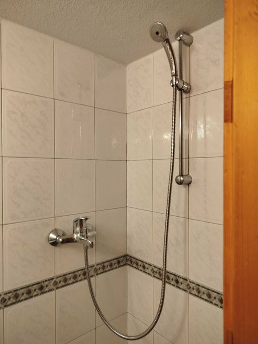 Дава се под наем Едностаен апартамент в Смолян, Нов център - 37 кв.м за 199.41 € - Снимка #9