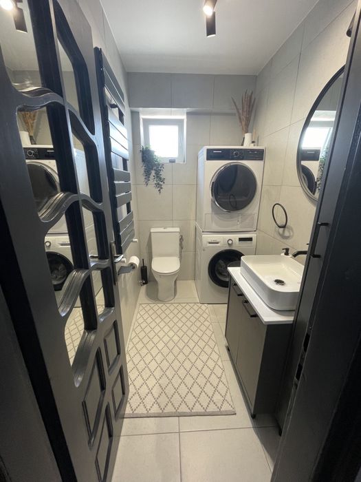 Apartament 3 camere, decomandat