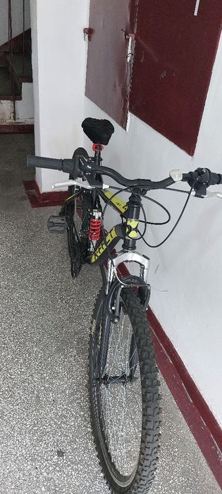 Vand 2 biciclete  x-fact 26 "