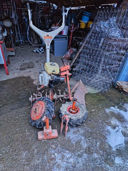 Vând Motocultor SOLA