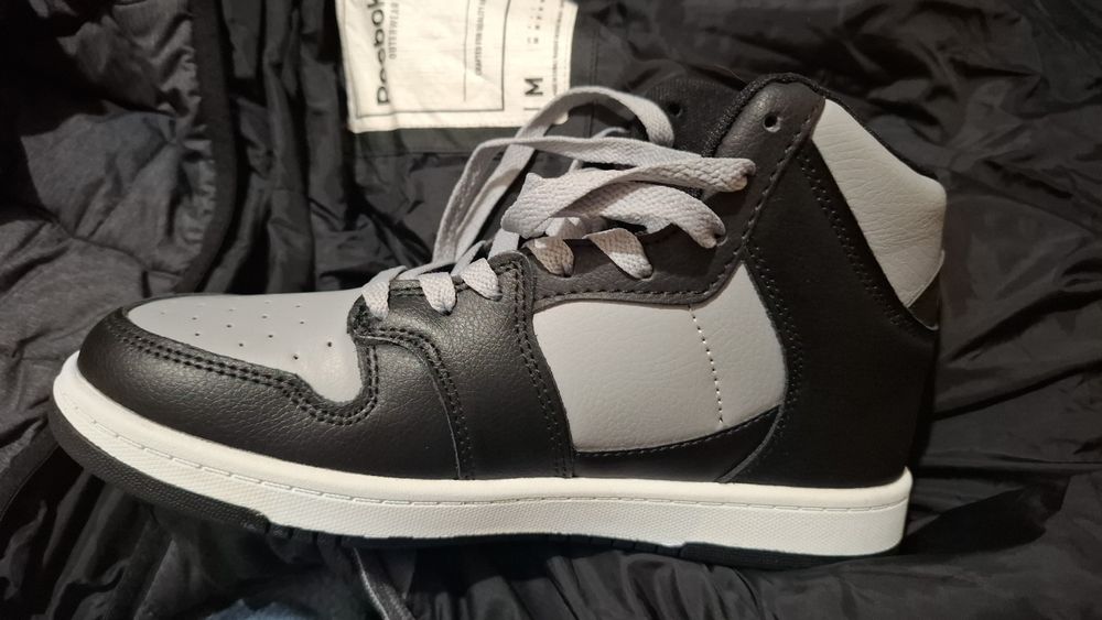 Продам джорданы мужские!