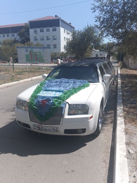 АРЕНДА Лимузин Chraysler 300C