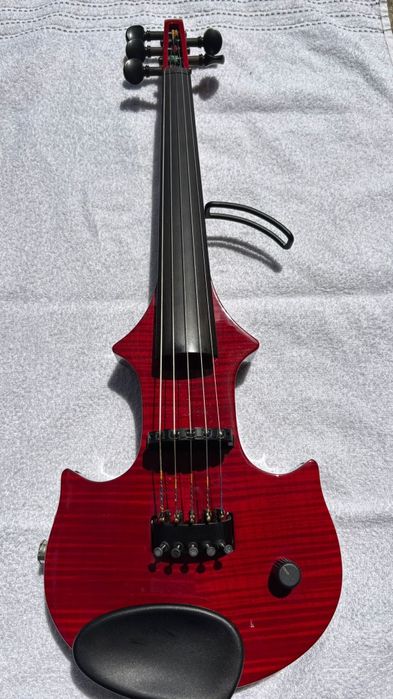 Vioara Zeta (fourness)