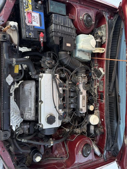 Продам Lancer GLX!