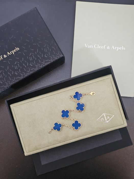 Златна гривна Van Cleef & Arpels