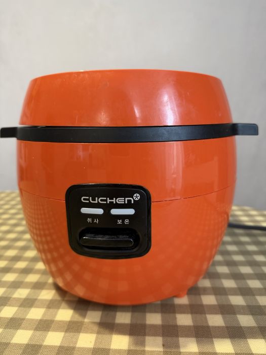 Рисоварка Cuchen a 0401 оранжевый