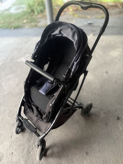 Коляска детская прогулочная