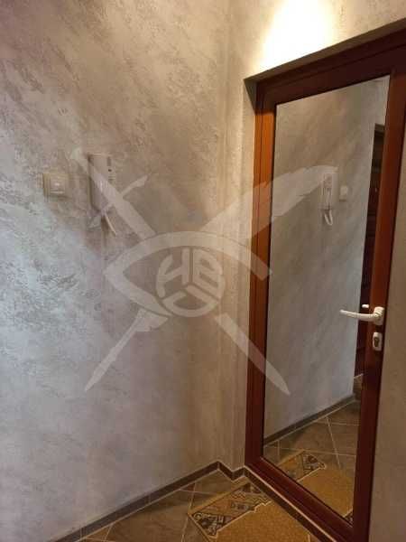 Продава се Тристаен апартамент в Пловдив, Каменица 2 - 139 кв.м за 474 €/кв.м - Снимка #2