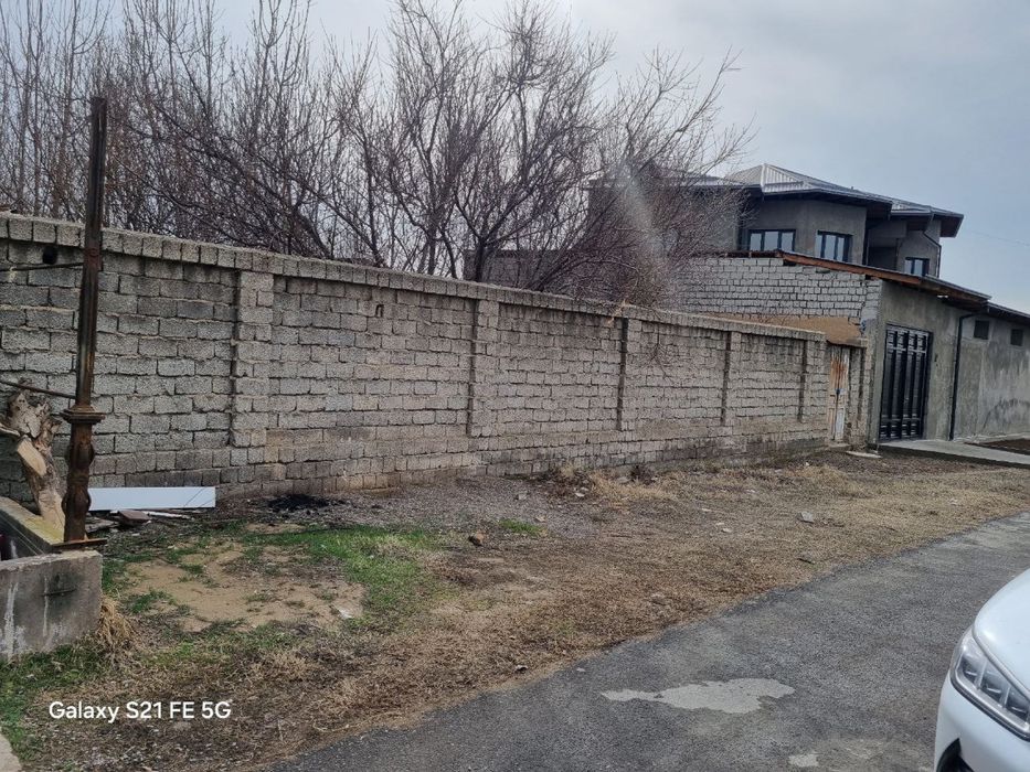 Ер сотилади Хасанбой Ширибомдан 1 км кирганда кадастри бор