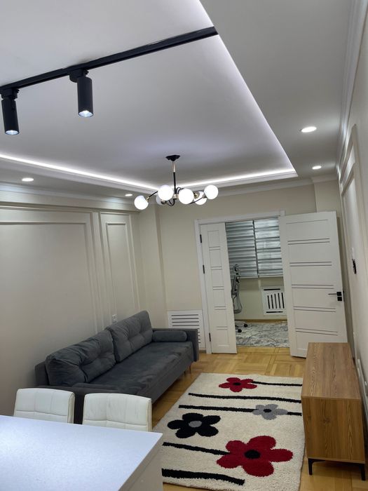 Продается Евро 3-шка на Дархане