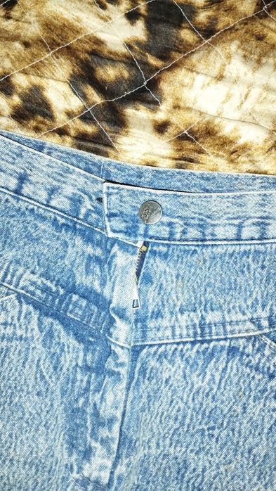 Продавам дънкова пола