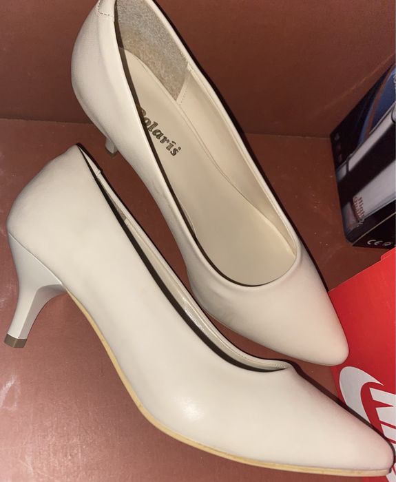 Туфли на каблуке