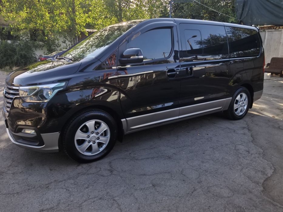 Hyundai H-1 2019 года