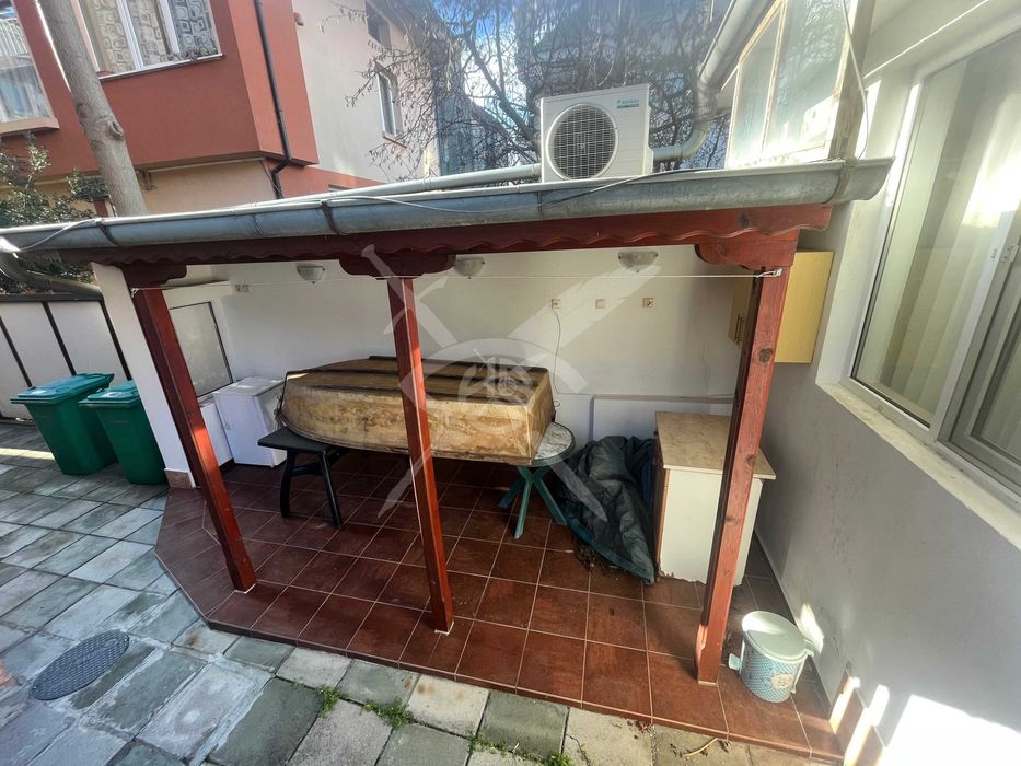 Продава се Къща в Поморие - 648 кв.м за 508 €/кв.м - Снимка #6