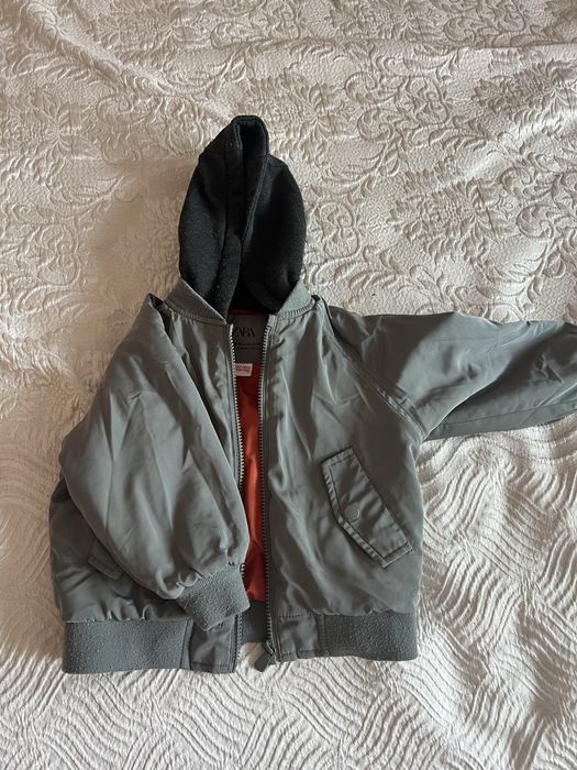 Продам куртку для мальчика