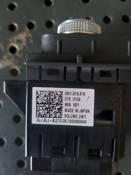 Buton reglaj volum audi a4 b9 8w 8w1919616