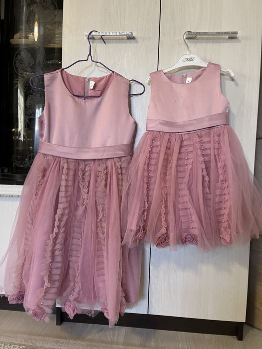 Продам детские платья