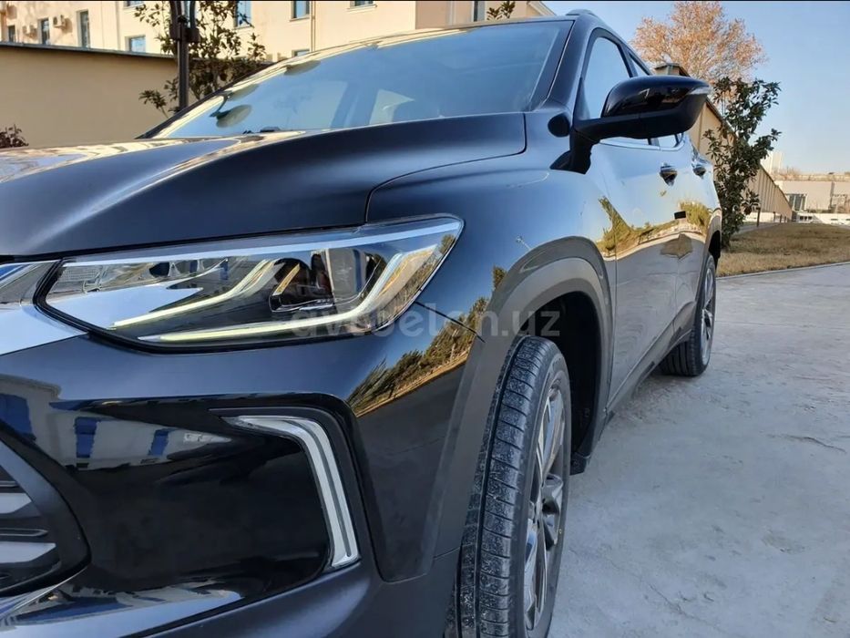 Срочна сотилади Буладигон нархи шу 15.500$