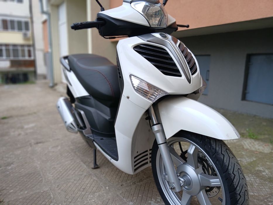 Скутер Keeway ( HONDA SH )JEET Logik  125cc