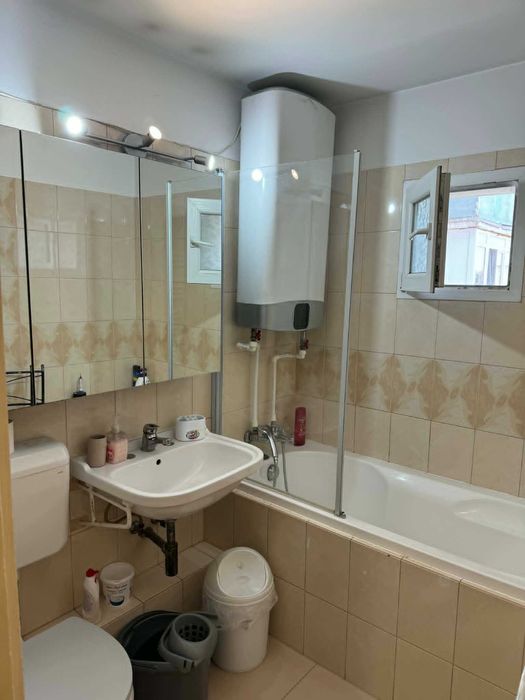 iNCHIRIERE apartament 2 camere