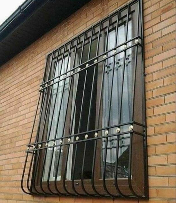 Reshotka perila darvoza