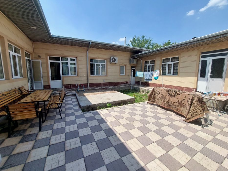 Продаётся дом !!! Яшнбадский район ул Яангиобод. 4 соток 9 комнатная.