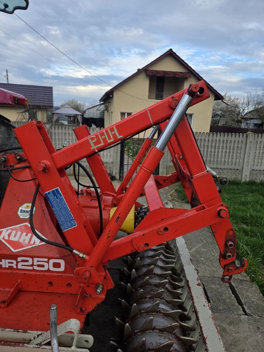 freza kuhn hr 250