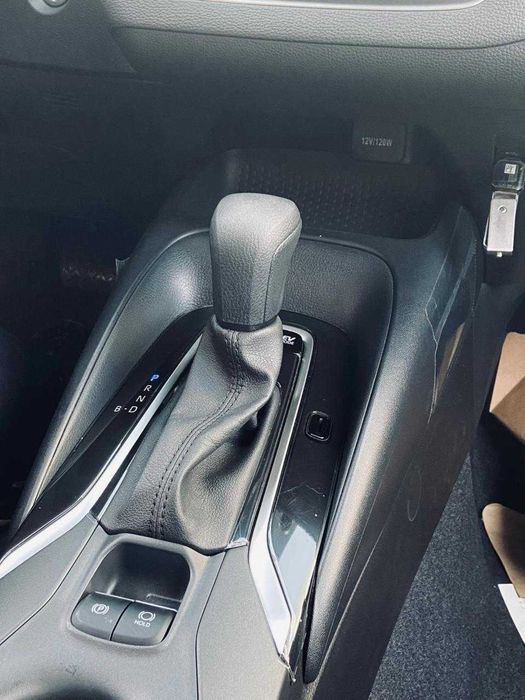 Тойота Королла новая