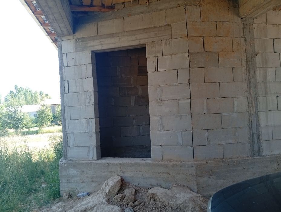 Участок 5 соток битмаган Уй бор