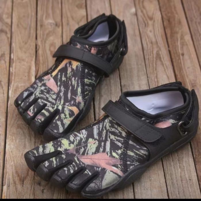 Поавильна обувь продам..