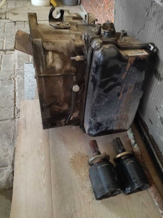 Коробка от Lacetti автомат 1.8 мотор