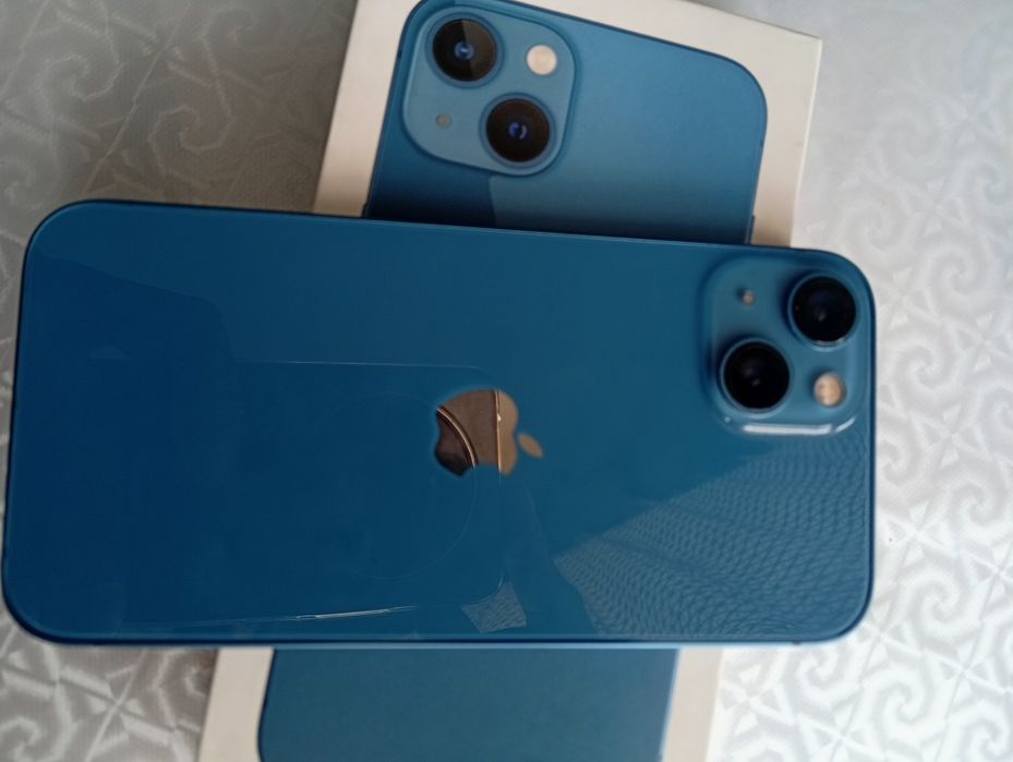 Iphone 13 в хорошем состаяние