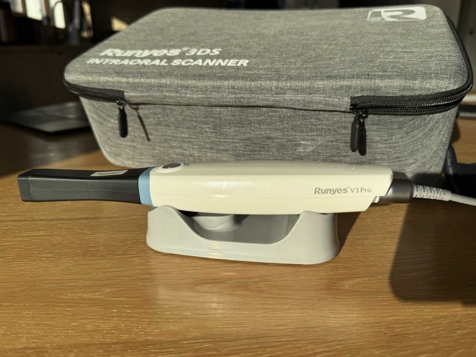 Runyes 3DS V3 Интраорален скенер 3Д 3D Нов Гаранция сканер Panda