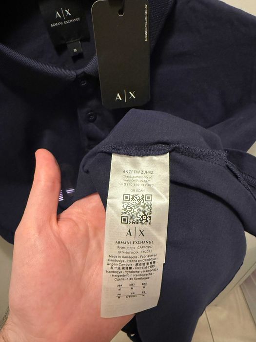 Vând tricou Armani Exchange, NOU și ORIGINAL, adus din SUA, mărimea M