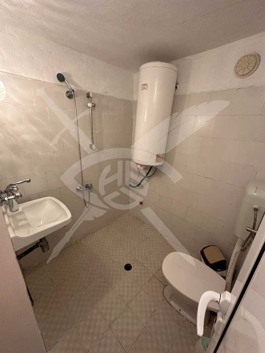 Дава се под наем Къща в София, Красно село - 100 кв.м за 762.96 € - Снимка #12