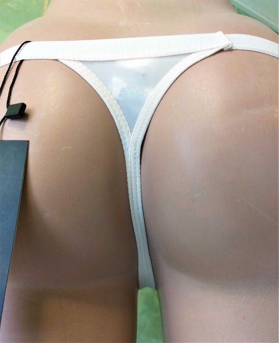 Chiloti tanga super sexy BOOHOO(UK) fete/femei semitransparenti S(noi)