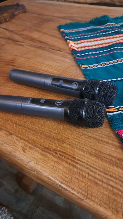 Микрофони 2 броя