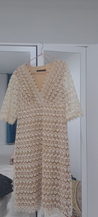 Продам платье красивое