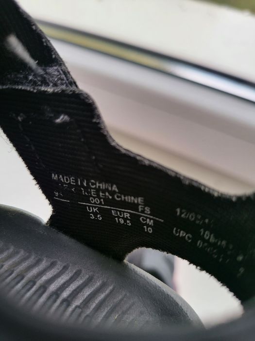 Sandale Nike mărimea 19 noi int 11 cm