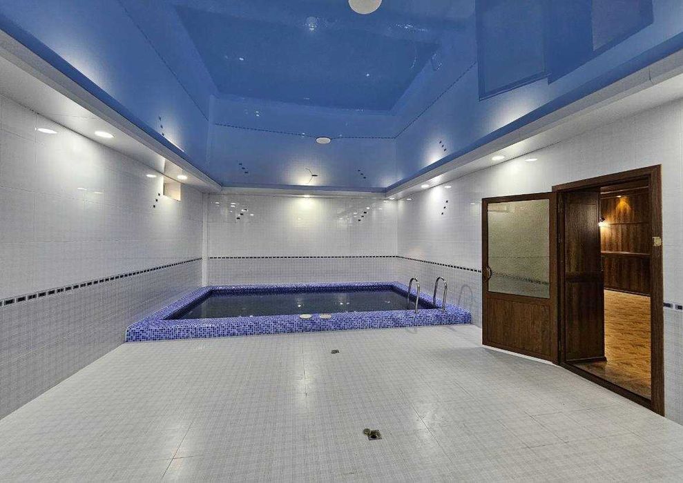 Дом под офис 1300 м² 2-этажа 20-комнат 12-соток бассейн микроклимат