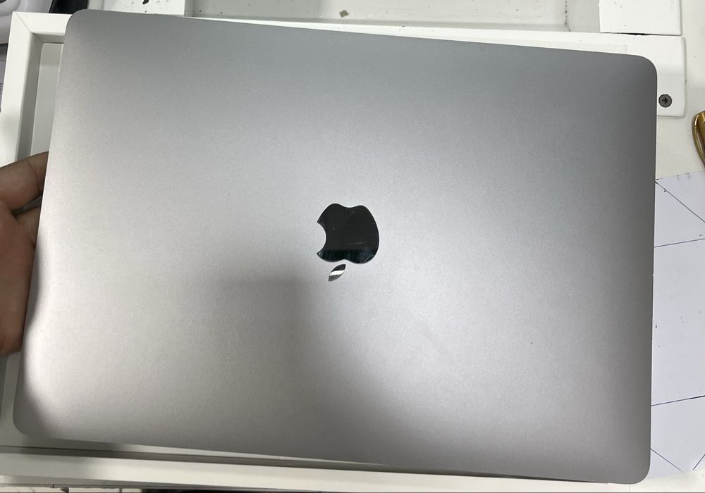 13-inch MacBook Pro with Apple M1 chip