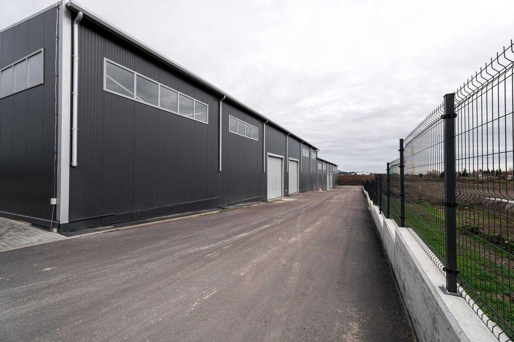 Дава се под наем Склад в с. Тополи, Област Варна - 630 кв.м за 2205 € - Снимка #9