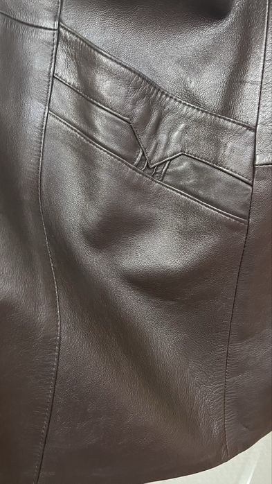 Haina piele naturala culoare maro